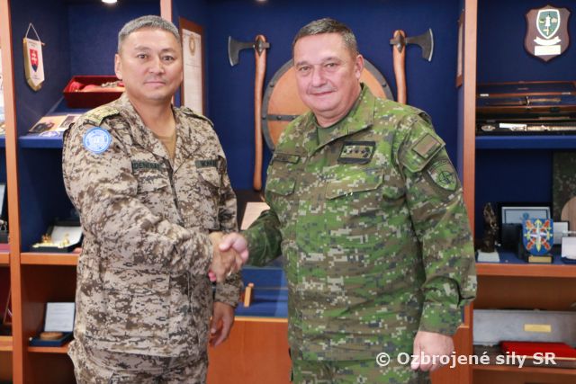 Veliteľ misie UNFICYP zavítal na ministerstvo obrany 